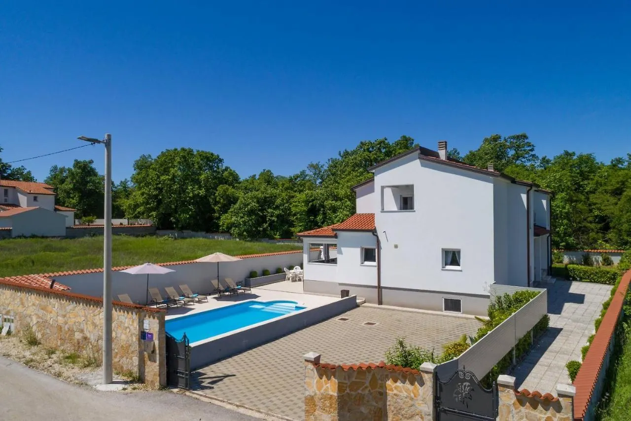 Villa Ellen Sophie Vržnaveri 0*,