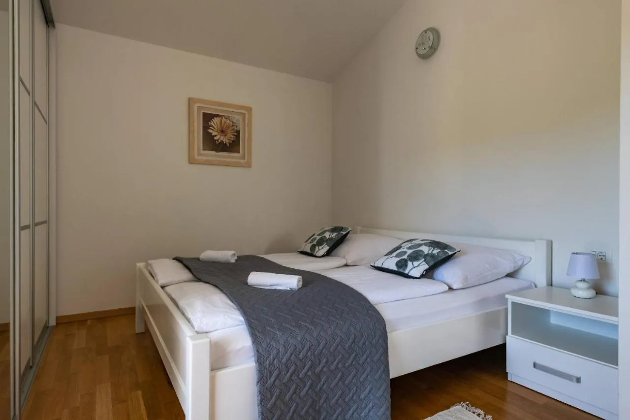 Villa Ellen Sophie Vrznaveri
